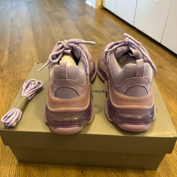 Balenciaga Lilac Men's Sneakers - Picture 3 of 7